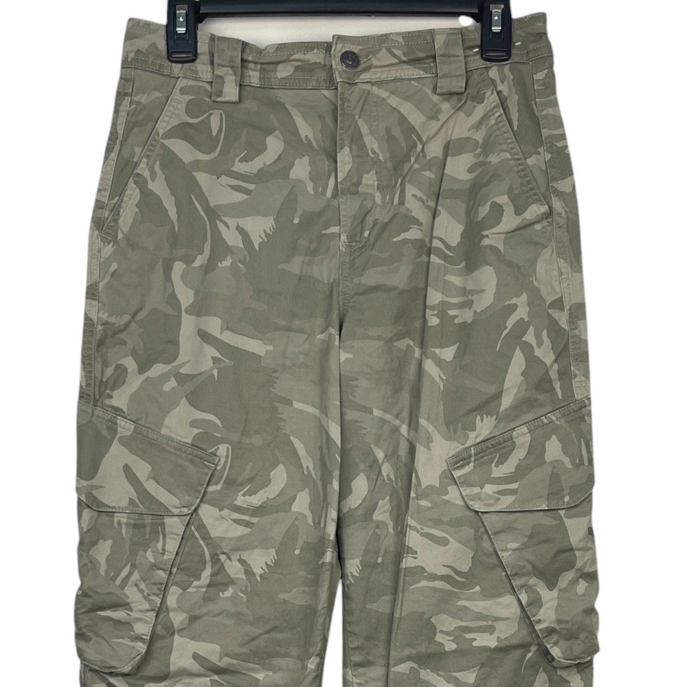 Abercrombie & Fitch Womens 27x32 Straight Leg Camo Cargo Pants Sage Green Y2K